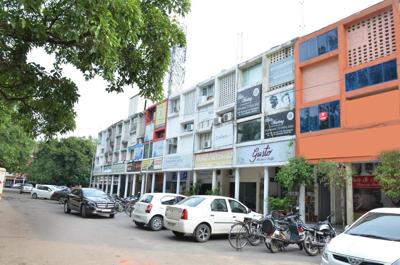 Hotel Oyo 5884 Amante Chandīgarh Exterior foto